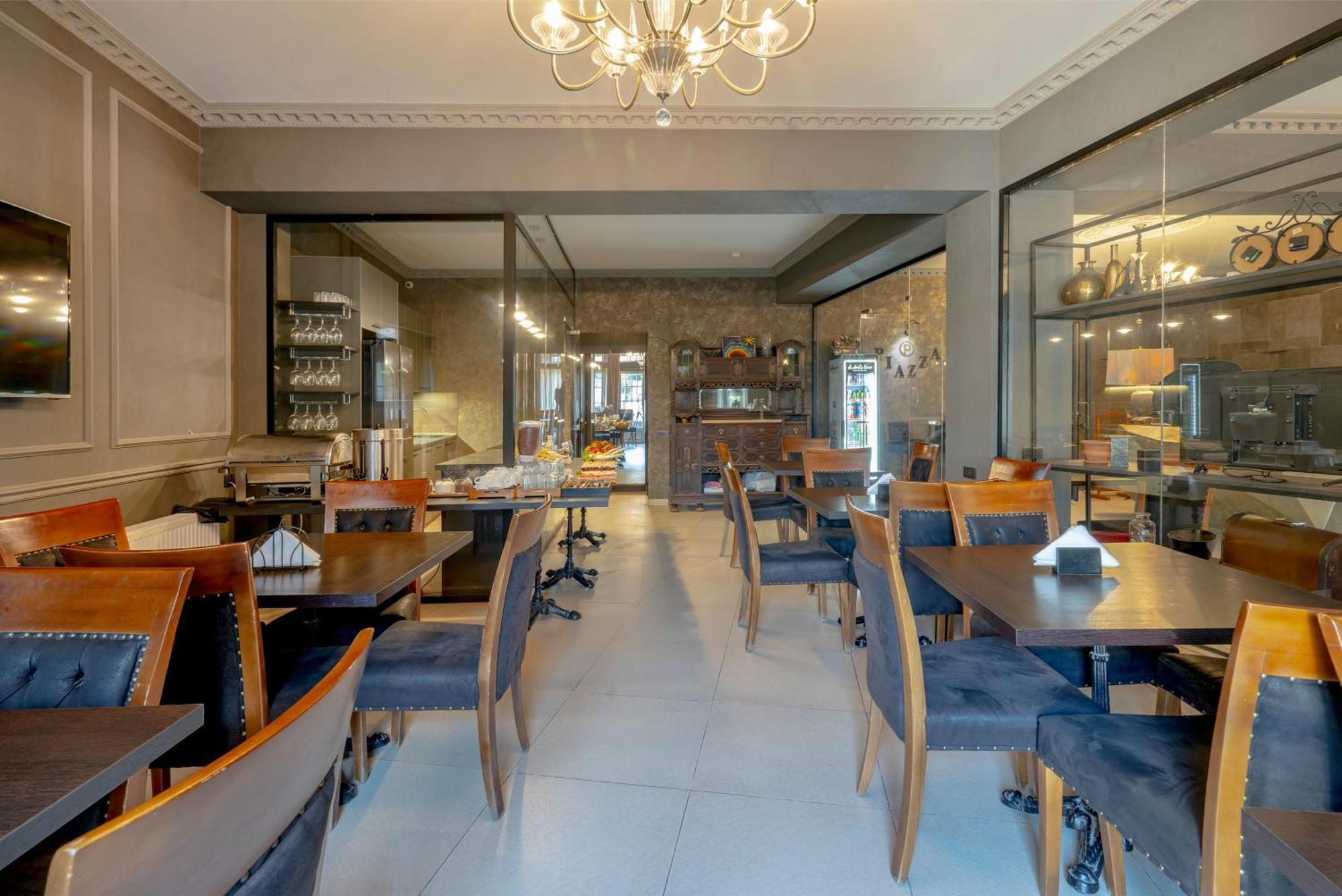 Hotel Piazza Tbilisi Eksteriør billede