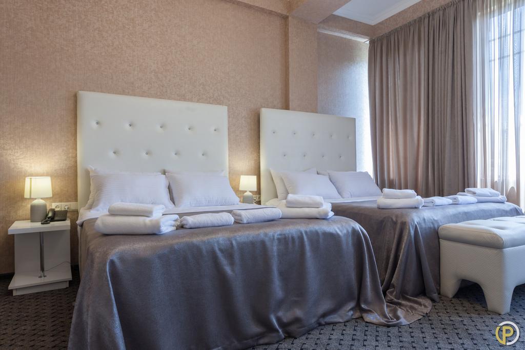 Hotel Piazza Tbilisi Eksteriør billede